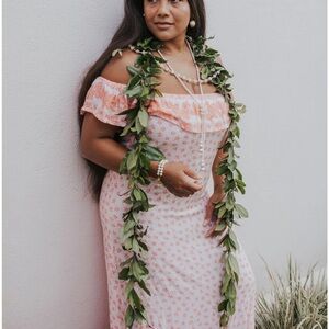 Elegant Pink Floral Off-Shoulder Maxi Dress